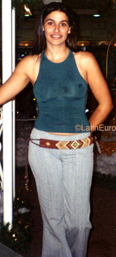 Date this athletic Brazil girl Seuzia from COLOMBO B9266