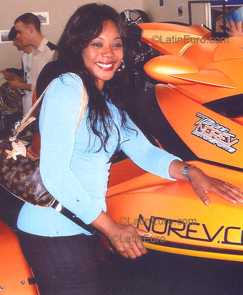 Date this passionate Cameroon girl Catherine from  A9469