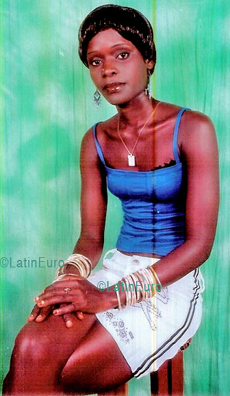 Date this happy Any Country girl Estelle from  A9657