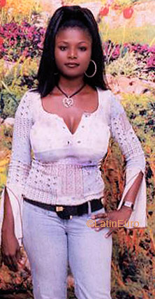 Date this beautiful Any Country girl Ororine from  A9835