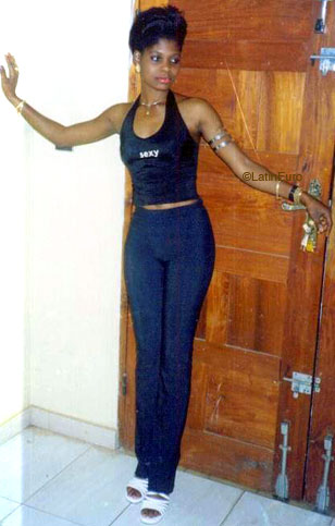 Date this georgeous Togo girl Ajavontina from  A9941