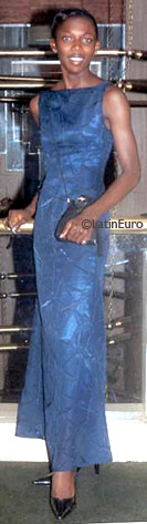 Date this delightful Cameroon girl Frieda> from Yaounde A9945