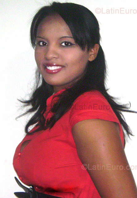Date this hot Brazil girl Leticia from Santos B-137