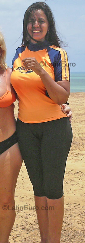 Date this stunning Brazil girl Andrea from Sao Paulo BR4092