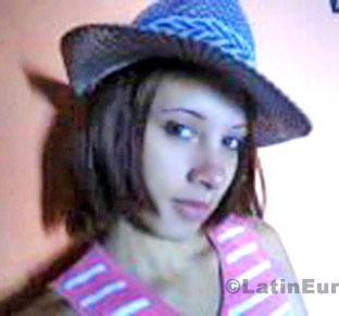 Date this young Brazil girl Cintia from Salvador B-43