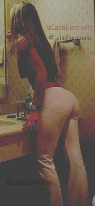 Date this delightful Brazil girl Natany from Goiania B-74