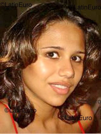 Date this lovely Brazil girl Isabelly from Fortaleza B1052