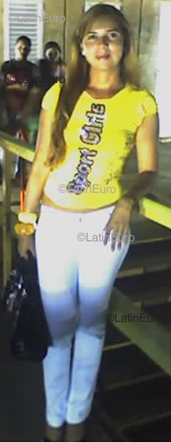 Date this lovely Brazil girl Ivonete from Macapa B1053