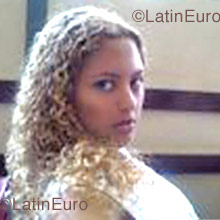 Date this lovely Brazil girl Kathelyne from Macae B1106