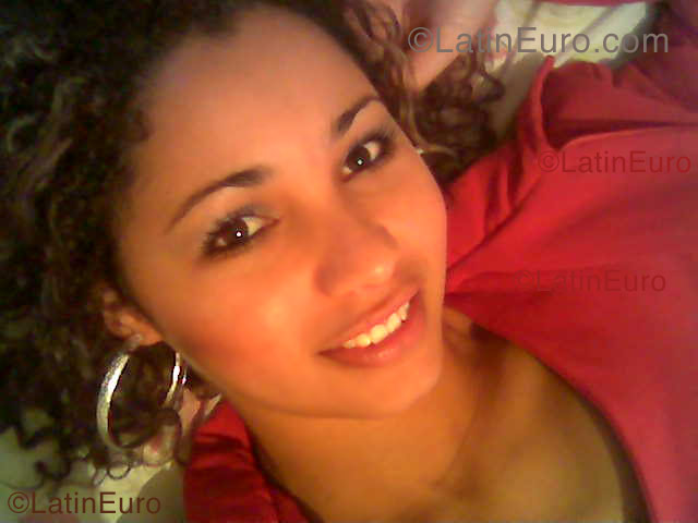 Date this young Brazil girl Estrelah from Porto Aegre B1149