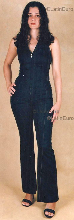 Date this stunning Brazil girl Lea from Campinas B1173