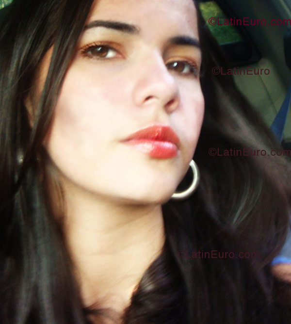 Date this young Brazil girl Nataly from Santos B1229