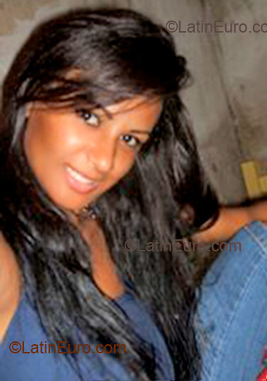 Date this exotic Brazil girl Nary from Sao Luis B1383