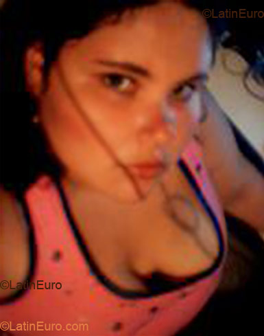 Date this good-looking Brazil girl Kelen from  B1446