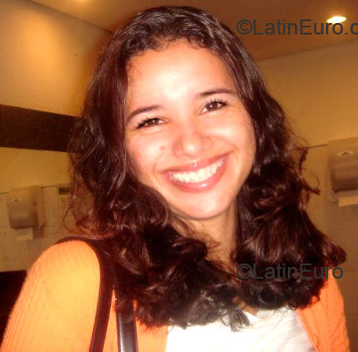 Date this beautiful Brazil girl Josemary from Cariacica B1457