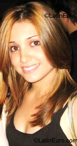 Date this cute Brazil girl Kelly from Goiania B1474