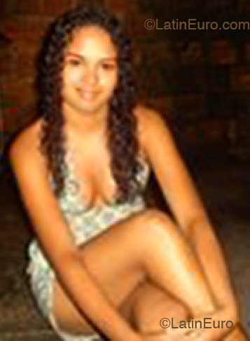 Date this fun Brazil girl Anne from Rosario B1515