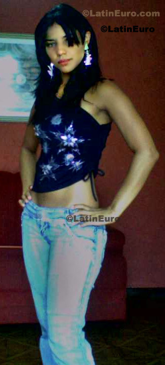 Date this fun Brazil girl Sandra from Volta Redomda B153