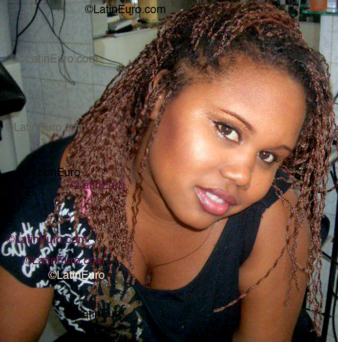 Date this beautiful Brazil girl Iracelia from Fortaleza B1547