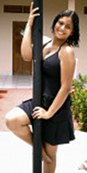 Date this sensual Brazil girl Ynaiara from Rio Preto Da Eva B1609