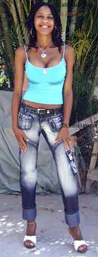 Date this cute Brazil girl Miriene from Dias D'avila B1729