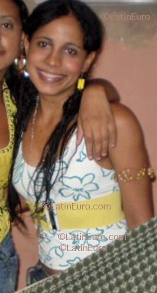 Date this hot Brazil girl Talytta from Teresina B1759