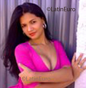 Date this fun Brazil girl Alynne from Goiania B1792