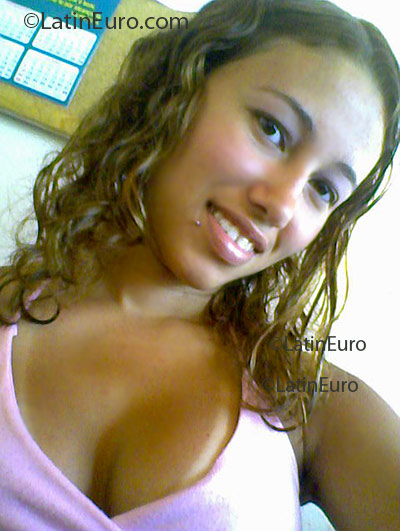 Date this funny Brazil girl Camila from  B1810