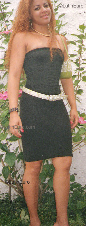 Date this young Brazil girl Maria from Sao Goncalo B1870