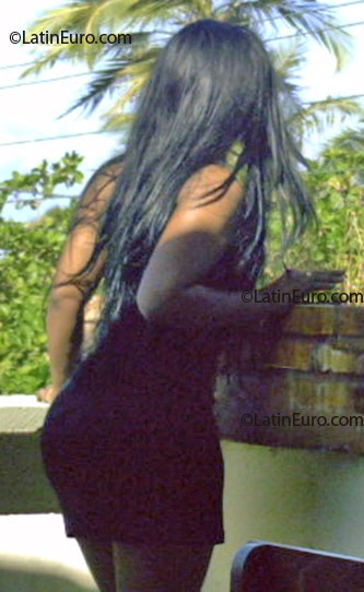 Date this stunning Brazil girl Simone from Fortaleza B1876
