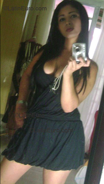 Date this fun Brazil girl Shirley from Londrina B1928