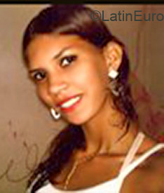 Date this gorgeous Brazil girl Anna from  B1961