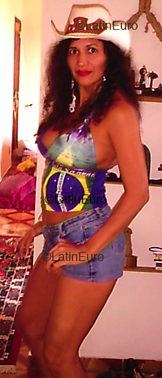 Date this delightful Brazil girl Cristina from Rio De Janeiro B2030