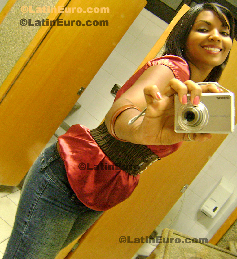 Date this beautiful Brazil girl Rosangela from Itabuna BR3711