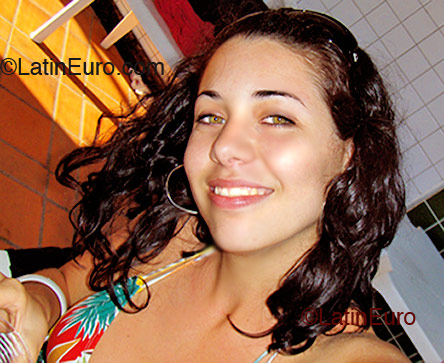 Date this passionate Brazil girl Robertinha from Vitoria B2074