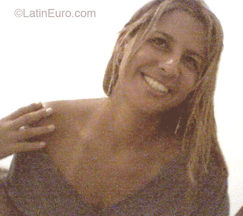 Date this lovely Brazil girl Katia from  B2081