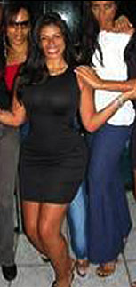 Date this stunning Brazil girl Aline from Rio de Janeiro B2111