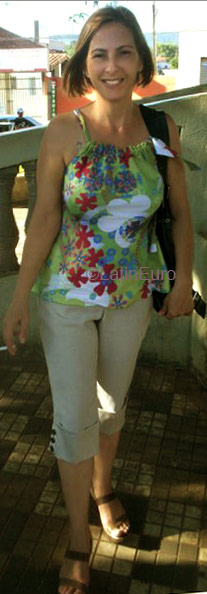 Date this hot Brazil girl Silvia from  B2126