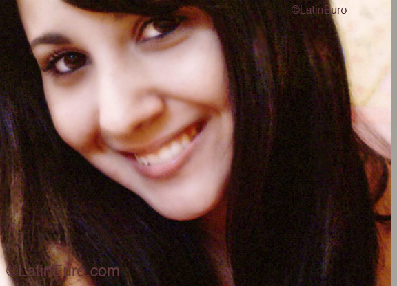 Date this pretty Brazil girl Laura from Sao Paulo B2139