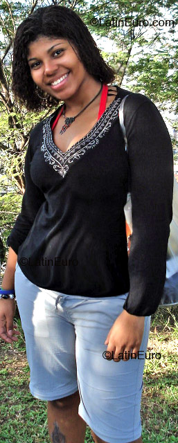 Date this happy Brazil girl Jaqueline from  B2259