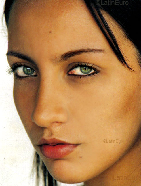 Date this delightful Brazil girl Vanessa- from Sao Jose dos Campos B2262