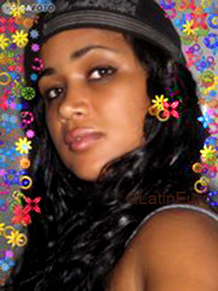 Date this gorgeous Brazil girl Joslene from Salvador B2265