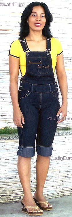 Date this beautiful Brazil girl Ivonete from  B2316