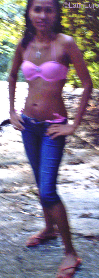 Date this delightful Brazil girl Sheila from SAO PAULO B2368