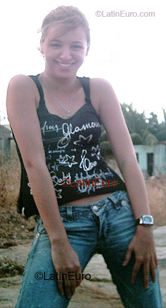 Date this pretty Brazil girl Nagyla from  B2370