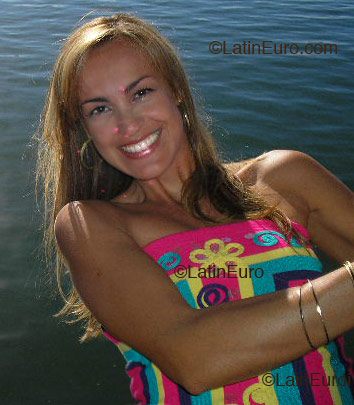 Date this georgeous Brazil girl Ana from  B2382