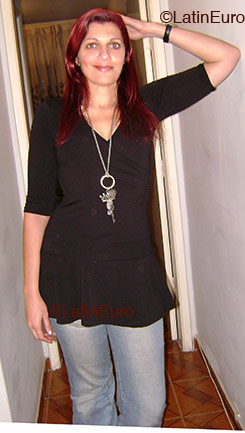 Date this cute Brazil girl Andrea from Sao Paulo B1303