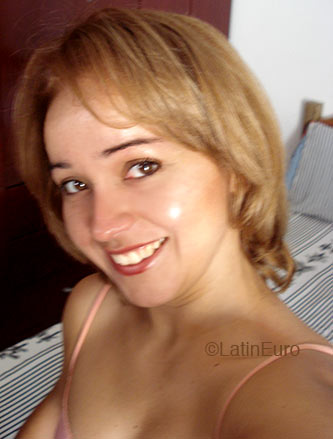 Date this charming Brazil girl Katiuscia- from Campo Grande B2419