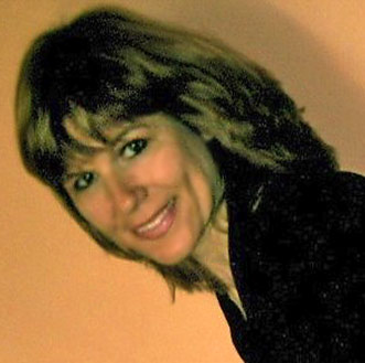 Date this hot Brazil girl Susi from  B2481