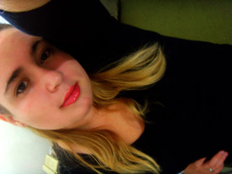 Date this gorgeous Brazil girl Anna from Petropolis B2507